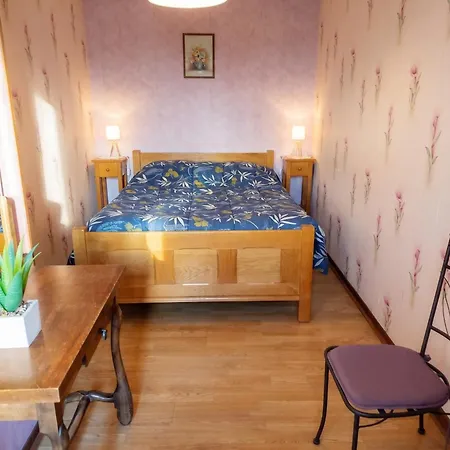 Nyaraló Maison Accueillante A Avec Jardin 91 M² Margerie-Hancourt